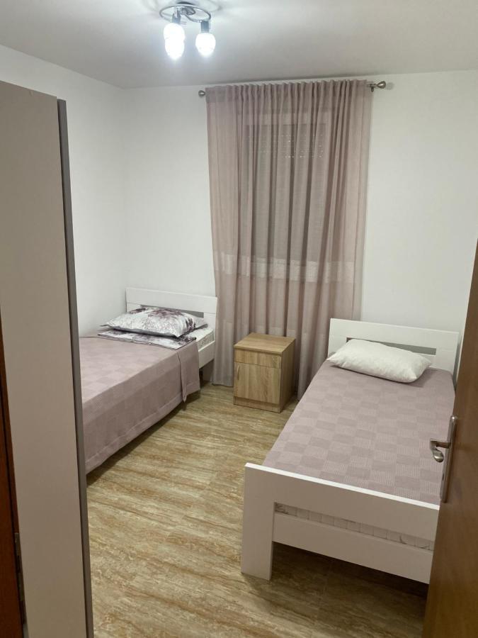 באר Apartman 02 מראה חיצוני תמונה